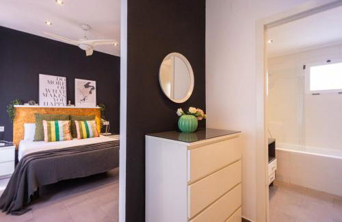 FLORIT FLATS - Stylish 2 Bedroom AC Wifi Terrace Attic in Valencia Center - Foto 11