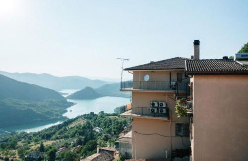 Lago del Turano - La Taverna con cucina open space e free WI-FI - Foto 26