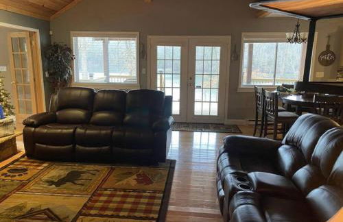 Lakehouse Hot Tub & Pool close to Ark Encounter - Foto 9