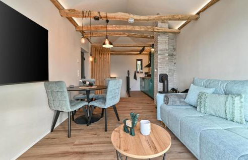 1 Bedroom Cozy Home In Remetinec - Foto 13