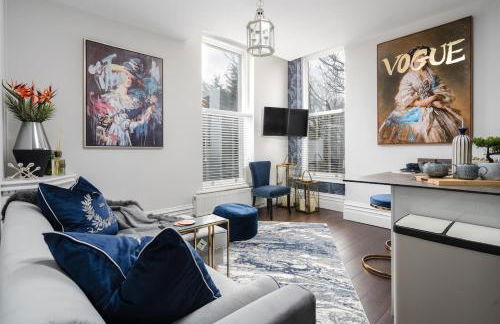 Rare Find - Gated 2 bed apt, close to Parks, secure carpark sleeps 4 - Foto 1