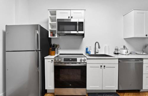 Cozy 1st-Floor Flat 2BR Backyard Free Parking - Foto 27