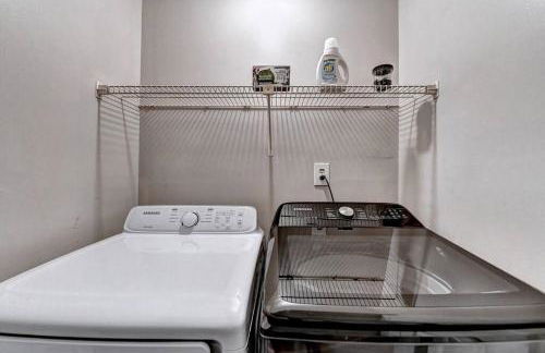 Quiet/Private/Easy. Walk to restaurants/shops - Foto 2