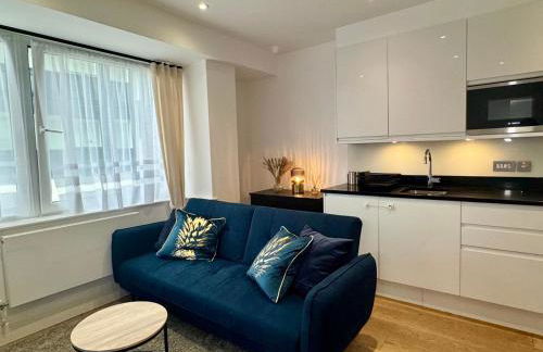 Modern 2 Bedroom Apartment in Central Croydon with Free Parking - Foto 1