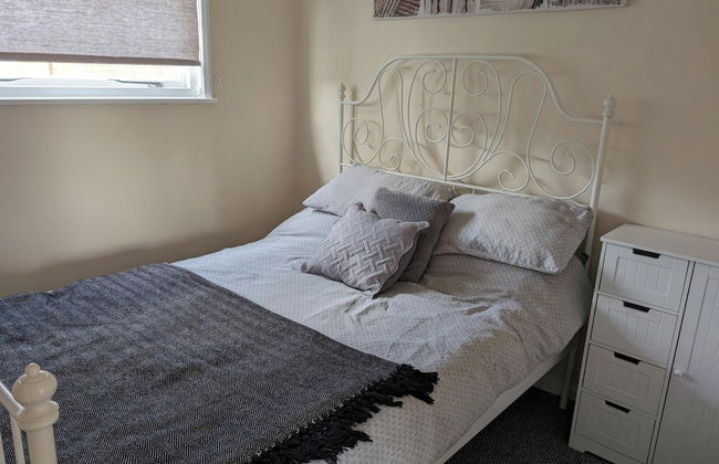 2 Bed Chalet - Sleeps 5 - Free Parking - Tv - Foto 4