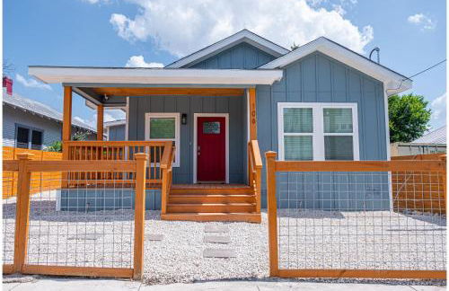 Heaven-sent Convenient 4br/ 3BA Near Downtown - Foto 2