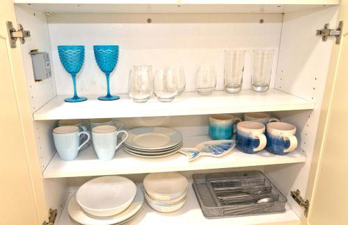 Palm Beach Paradise Walk to Beach Pool WiFi 86" TV WiFi - Foto 33