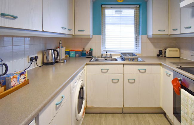 Large 3 Bed Sleep 6 Central MK - Foto 14