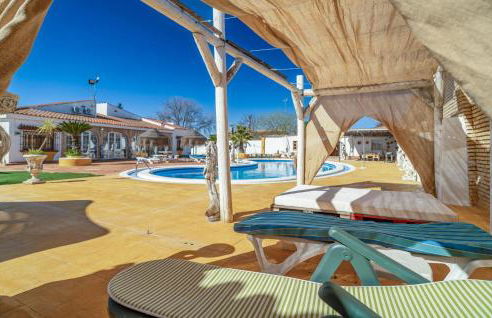 Gorgeous Home In Puente Genil With Wifi - Foto 11