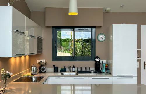 La Bergerie - Modern villa with pool in private domain - Foto 7