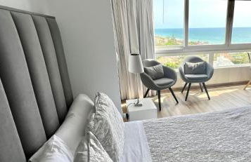 MARBELLA BEACHFRONT - Beachside apartment with stunning sea views - Photo 38