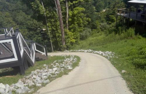 New Lake Home Sleeps 14 Private Dock Deck Grill - Foto 31