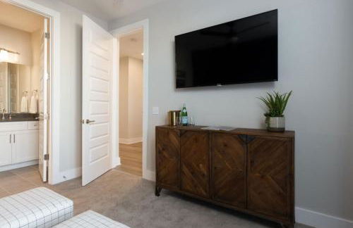 Large Royal Townhome Beautiful Design and Rooftop - Foto 21