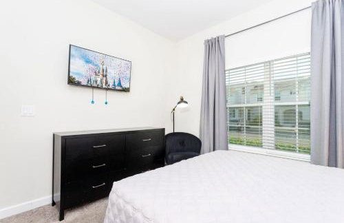 Magnificent 5Bd w/ Pool Close to Disney @Storey Lake 4800 - Foto 18