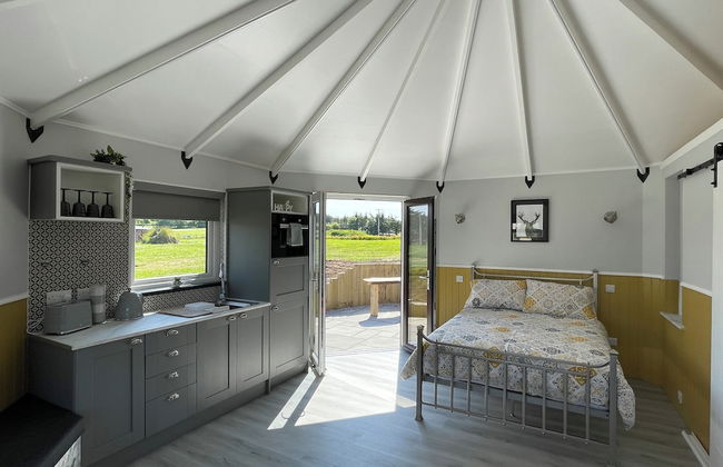 Acdc Glamping, Campervan , Caravan and Tent Resort - Foto 24