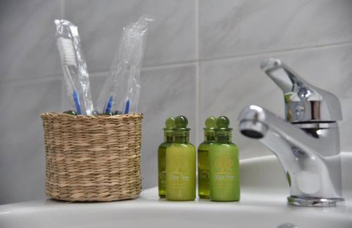 KyMa Studios and Suites - Photo 21