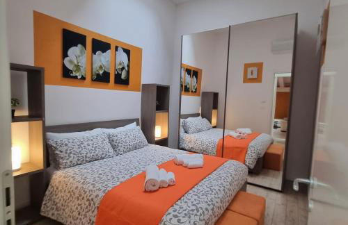 Secret Terrace Downtown Loft, Rooftop Terrace, 2 bedrooms, AC - Photo 8