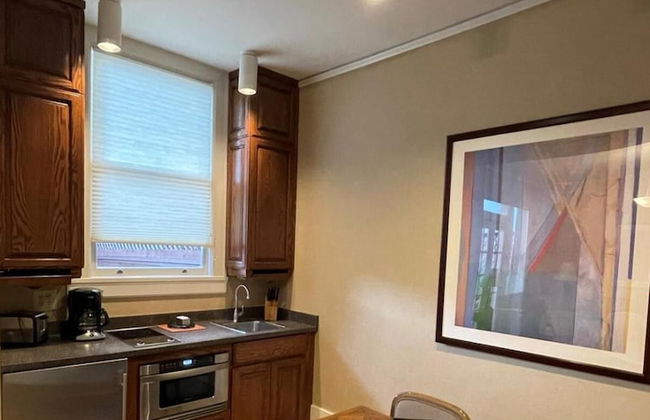 Powell Place at Nob Hill - Photo 8