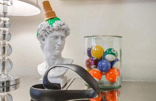 Stadium Luxe Retreat- Walking Distance to AT&T Sta - Foto 13