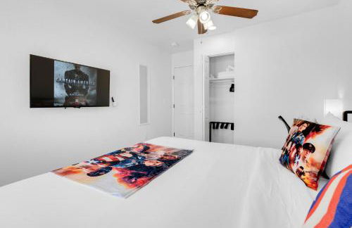 8BR 5BA SuperHero Retreat-King Beds, BBQ, Hammock, Firepit, MiniGolf, WorkSpace - Foto 15