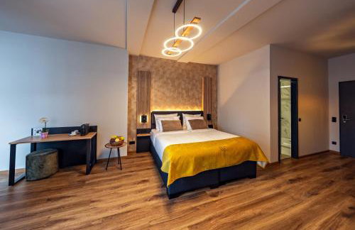 Residency NO7 - Photo 9