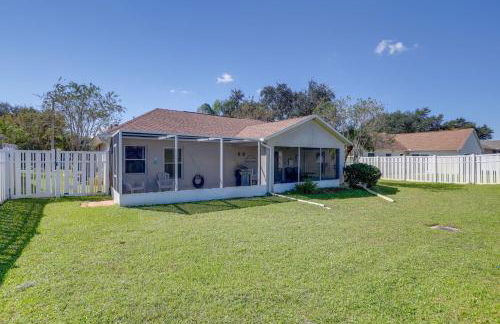 Bright Titusville Retreat with Lanai - WFH Friendly! - Foto 31