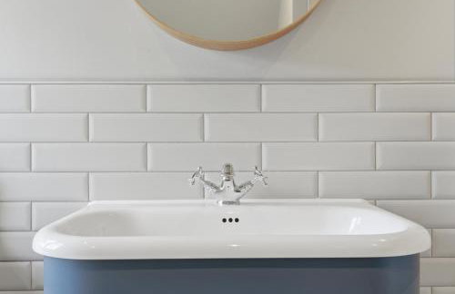 2-Bedroom Cottage Sleeps 5 Free Parking - Foto 36