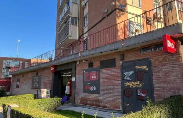 Apartaestudio con Diseño y Comodidad -Zona IFEMA - Foto 5