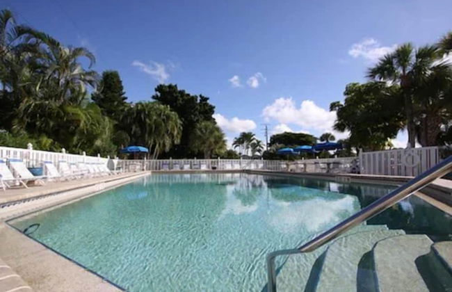 Gulfview Manor Resort - Photo 45