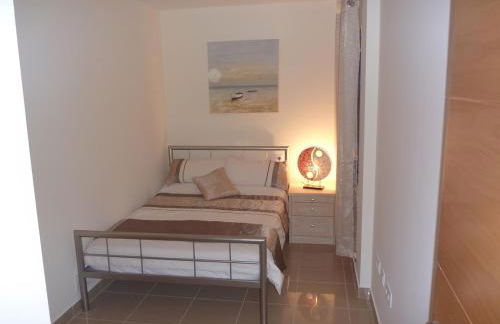 Amazing Sea View apartment with sun drenched terrace! - Photo 13