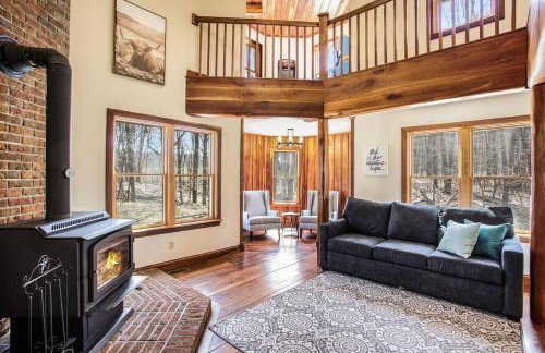 The Hopkins Hideaway - 40 Acres with trails, Arcades, Hot Tub, Fire Pit - Foto 17