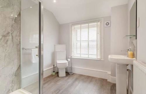 Sea View Apartment Near The Beach and Town Center - Foto 12