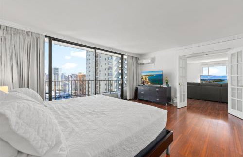 Honu Hale Penthouse 2 BDR Ocean View Waikiki - Photo 8
