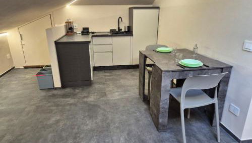 Moderna Mansarda con parcheggio gratuito - Foto 2, Other