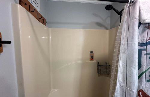 Whispering Waters Hideaway - Foto 28