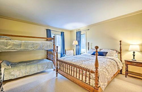 Family Winter Retreat with Hot Tub 14 Mi to Slopes! - Foto 19