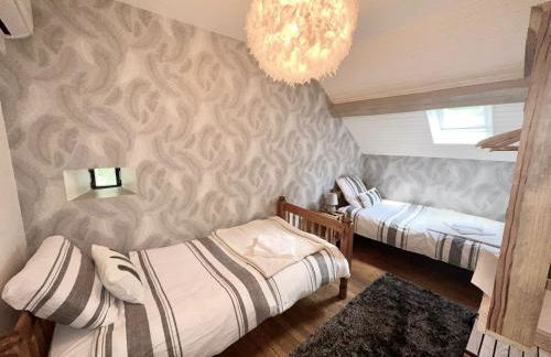 Gîte en Corrèze 12 pers, Piscine chauffée et Salle de jeux - Foto 25