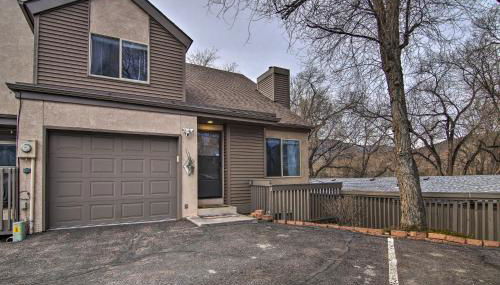 Manitou Springs Escape with AandC and Private Deck! - Foto 3