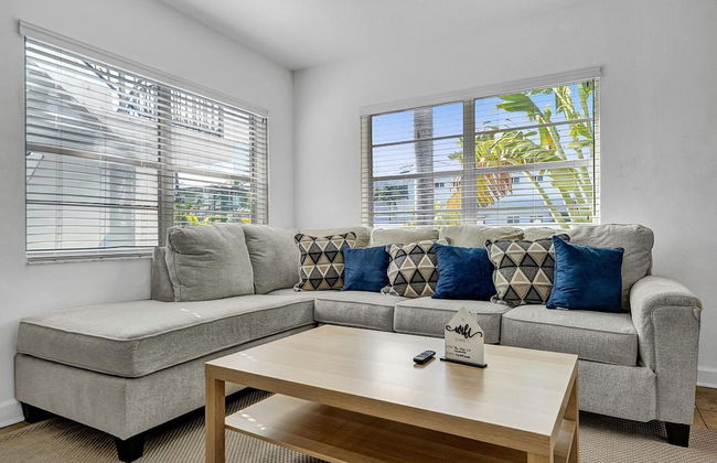 Lovely 1- Bedroom Rental Unit With Pool - Foto 28