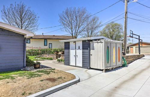 Lakefront Bellevue Home Private Beach and Fire Pit! - Foto 38