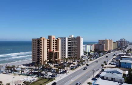 Modern Queen Suite #2 - Steps to Daytona Beach - Foto 15