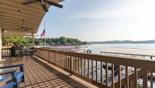 Casa Del Lago 3 bed 3 bath lakefront home with private dock - Foto 3