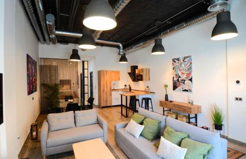 FABRICA DEL LUJO EN EL CENTRO DE MALAGa - Foto 19