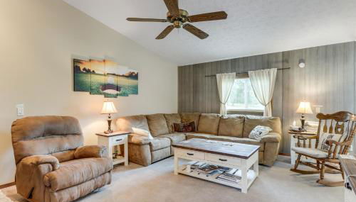 Holiday Island Family Home on 13th Green! - Foto 4