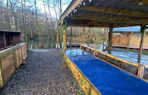 Arcadia Safari Tent in private 5 acre field - Foto 7