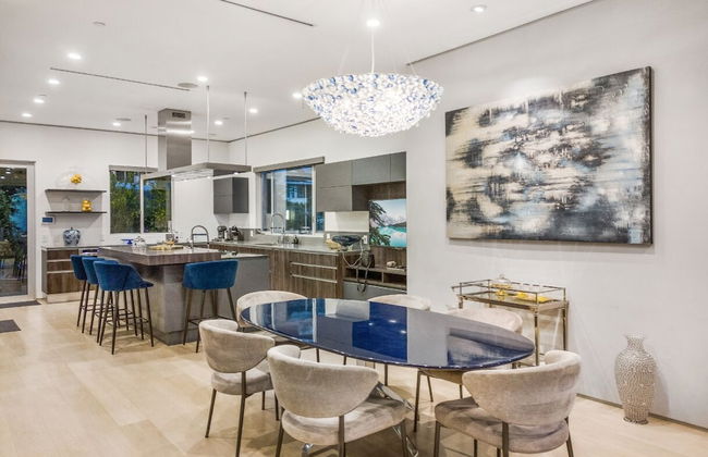 Sunset Heights - Elegant Modern Villa With Beautiful Views in the Hills - Foto 34