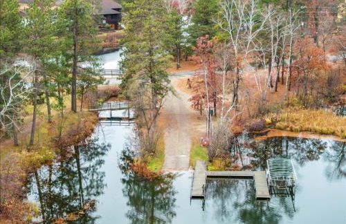Cute Whitefish Cabin with Hot tub - Foto 43