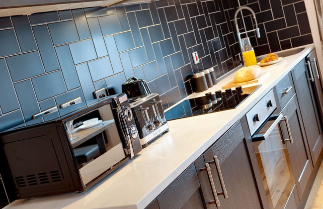 80 by Elite - Photo 51