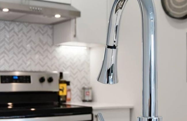 Discover Little Italy From a Bright Apartment - Foto 18