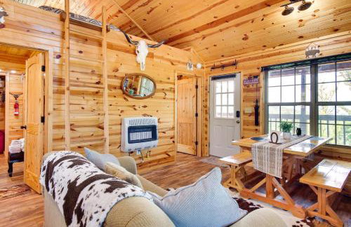Cozy Lake Sardis Cabin with Stunning View! - Foto 6